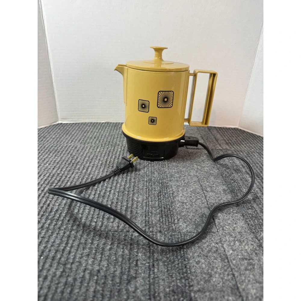 Vintage Regal Electric Poly Hot Pot Harvest Gold MCM Sunburst 2-4 Cup